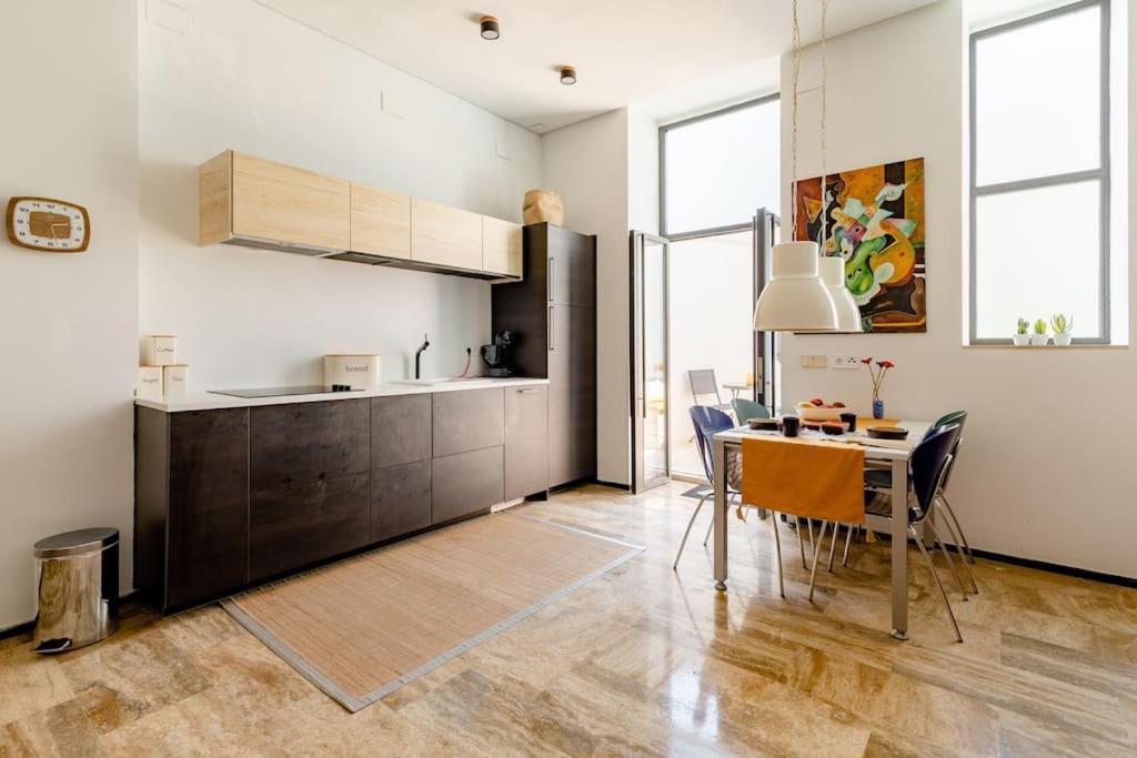 Appartement Cozy Loft Patio+Pool +Wifi à Valence Extérieur photo