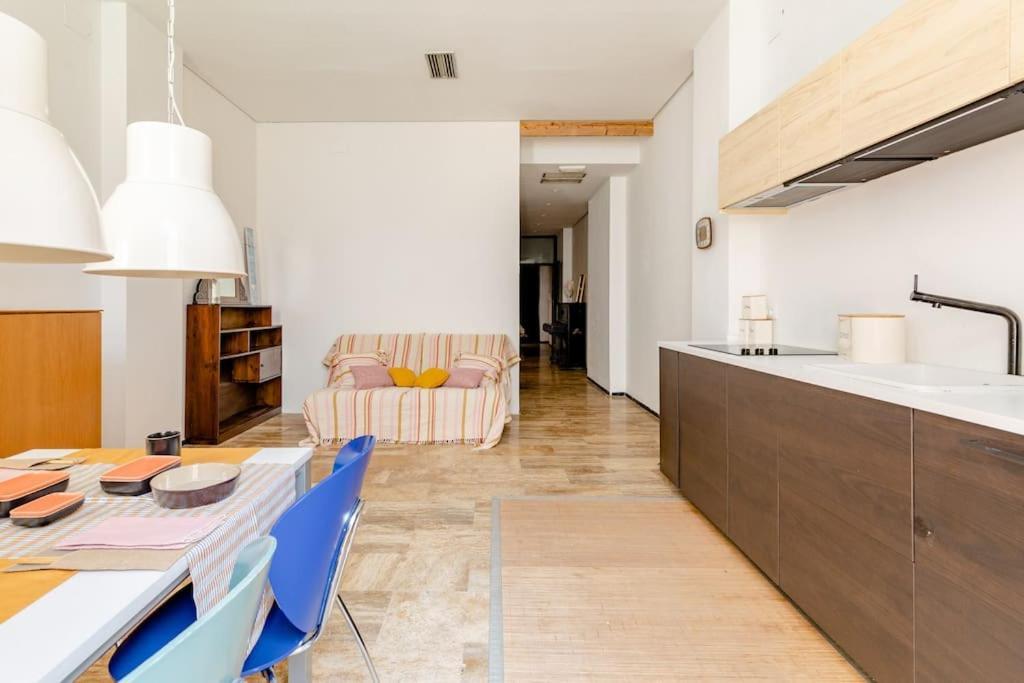 Appartement Cozy Loft Patio+Pool +Wifi à Valence Extérieur photo